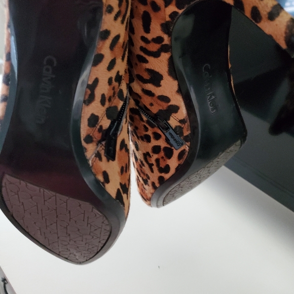 Calvin Klein Leopard Print Booties - Picture 6 of 6